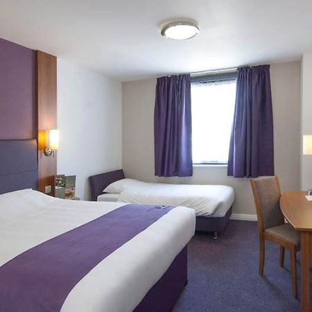 Premier Inn Newport/Telford Ньюпорт Екстер'єр фото