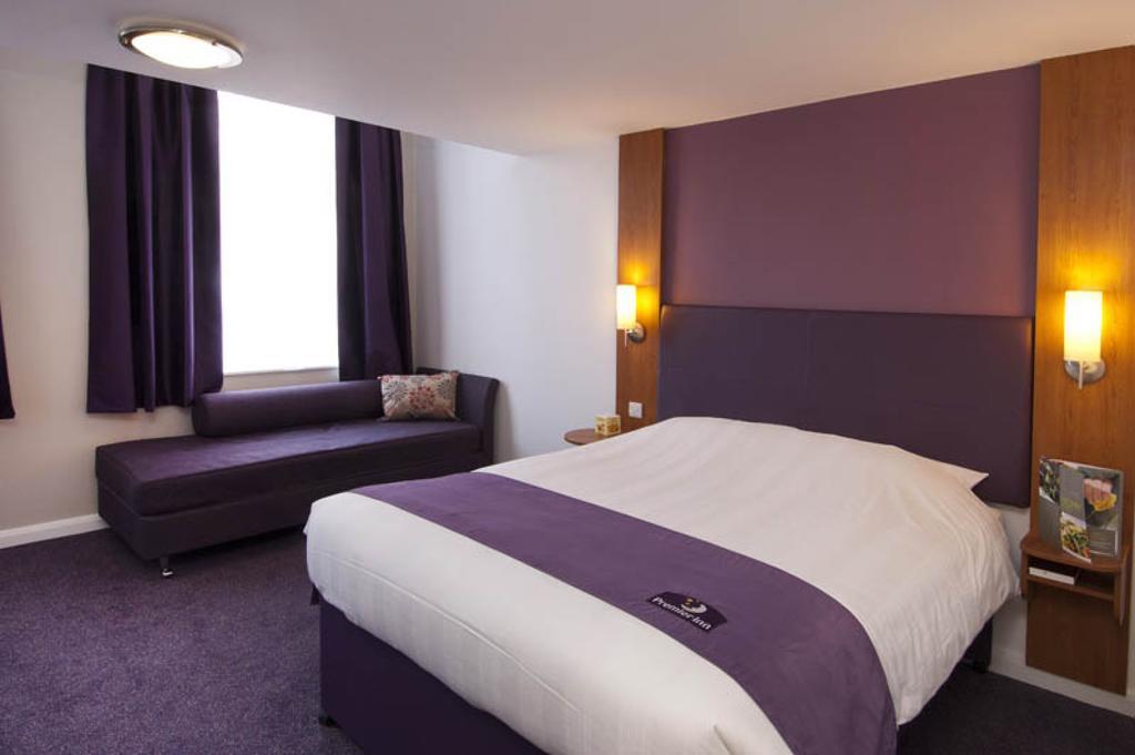 Premier Inn Newport/Telford Ньюпорт Екстер'єр фото