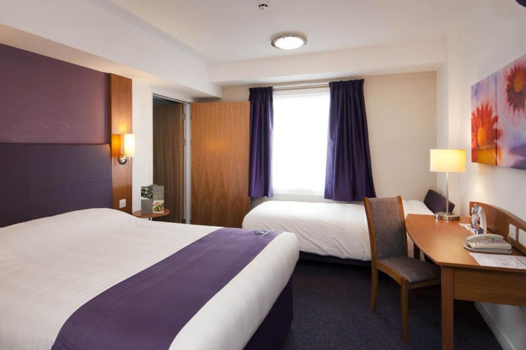 Premier Inn Newport/Telford Ньюпорт Екстер'єр фото