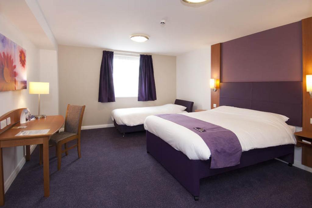 Premier Inn Newport/Telford Ньюпорт Екстер'єр фото