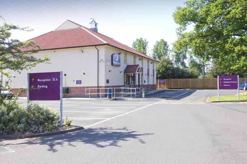 Premier Inn Newport/Telford Ньюпорт Екстер'єр фото